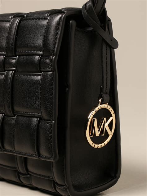 michael kors a